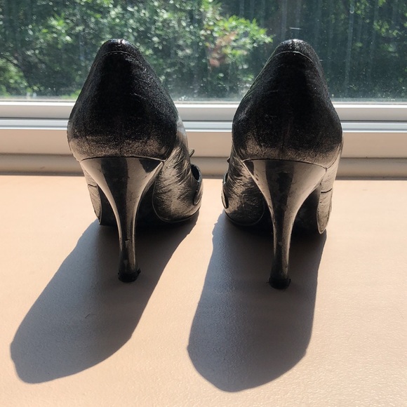 Dark Grey/Black Metallic Pump 👠 Nine West - Picture 4 of 8